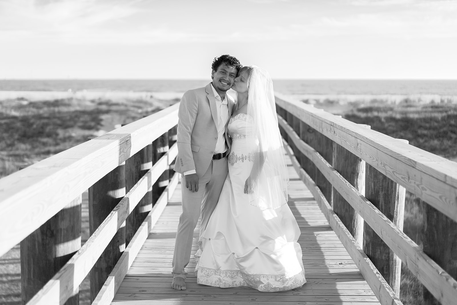 Aceituno bridal portraits, Dauphin Island